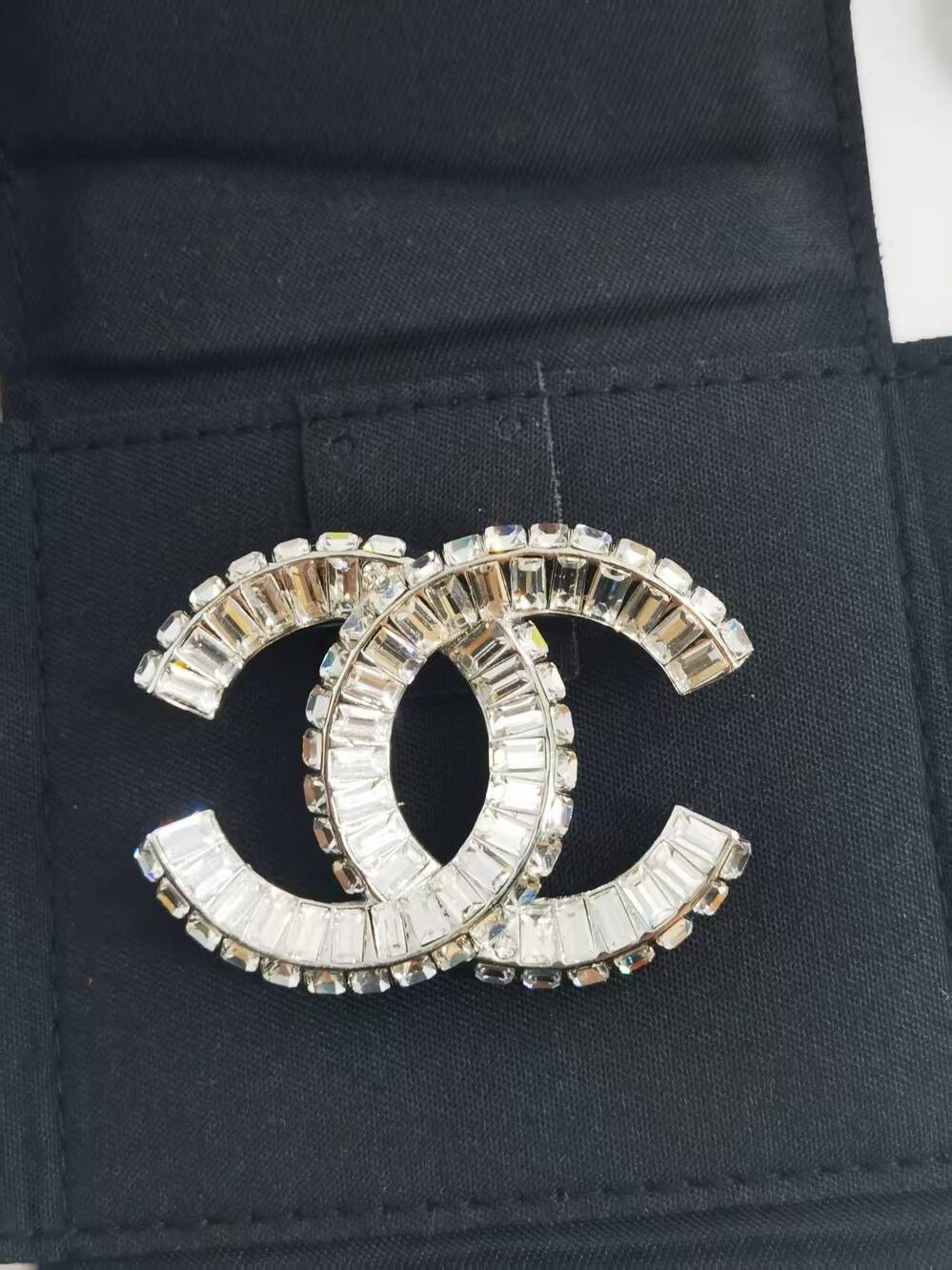 ✨Chanel Brooch✨